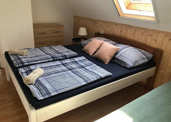 Apartman Apartmanház-pärlan *