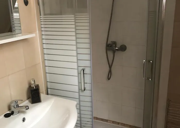 Apartmanhaz-paerlan Balatonboglár